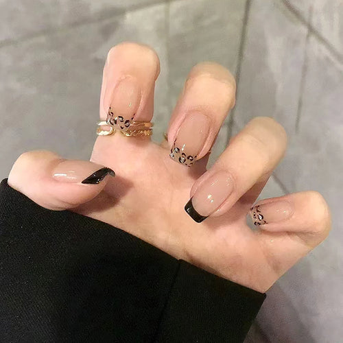 24Pcs Pink French Style Fake Nails 3D Bowknot Designs Short Square